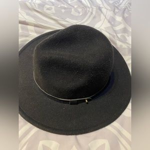 4/20$ H&M stylish hat